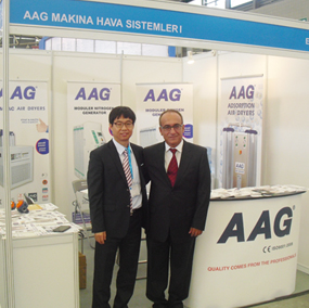 Wir haben an der Ptc Asia Shangai 2012 Messe teilgenommen.